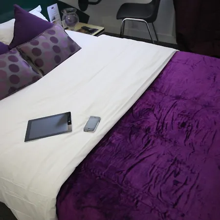 Cerise Hotel