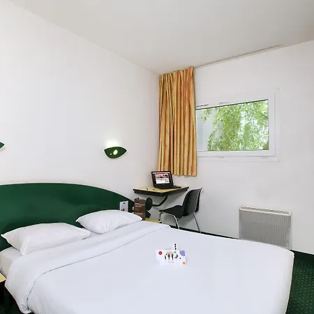 Hotel Cerise