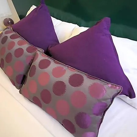 Hotel Cerise