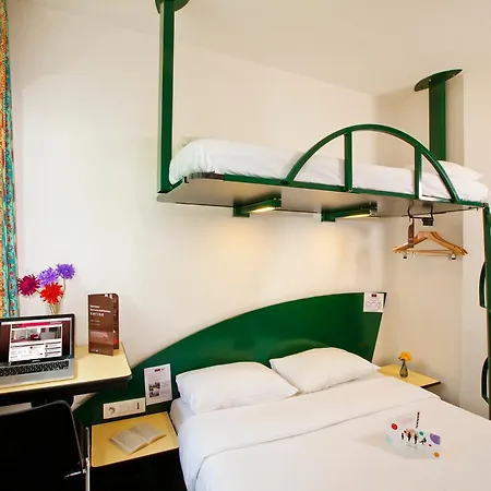 Hotel Cerise