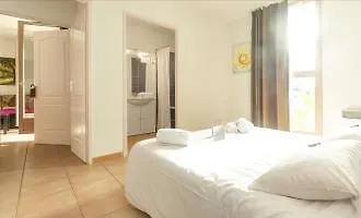 Cerise Hotel *